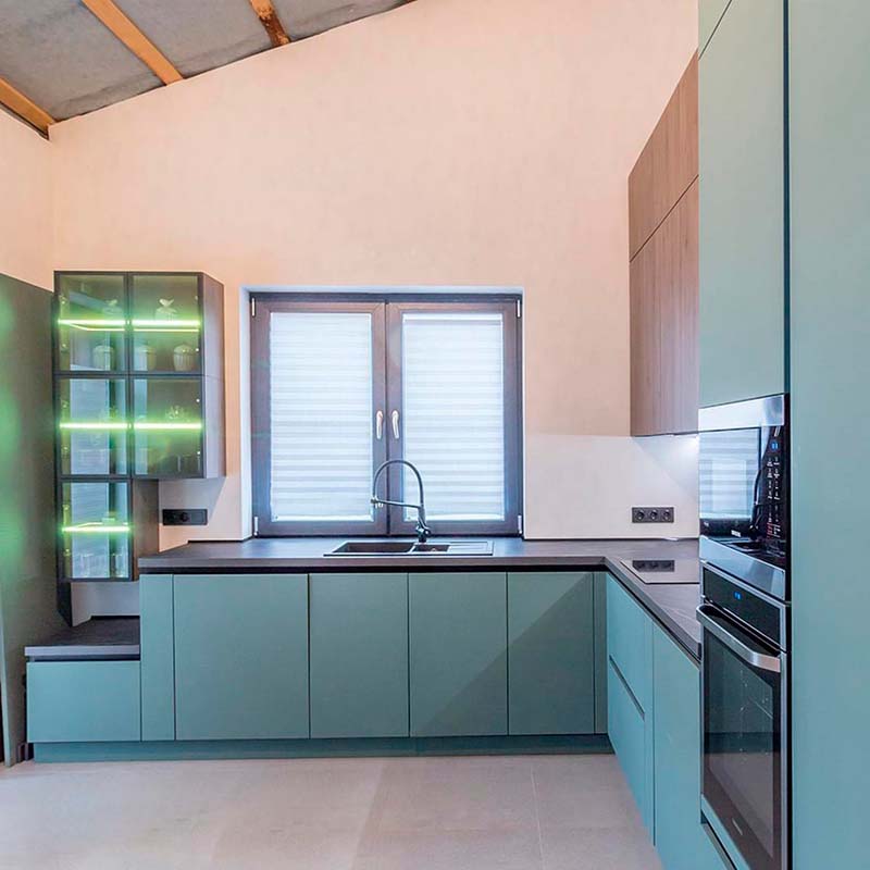 Кухня на заказ. Топовый цвет этого года